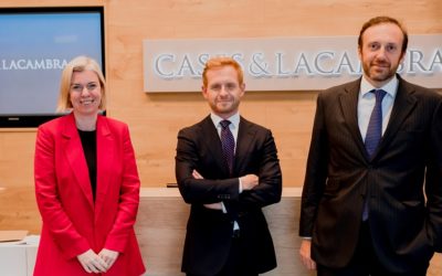 Cases & Lacambra enforteix la pràctica de Fiscal